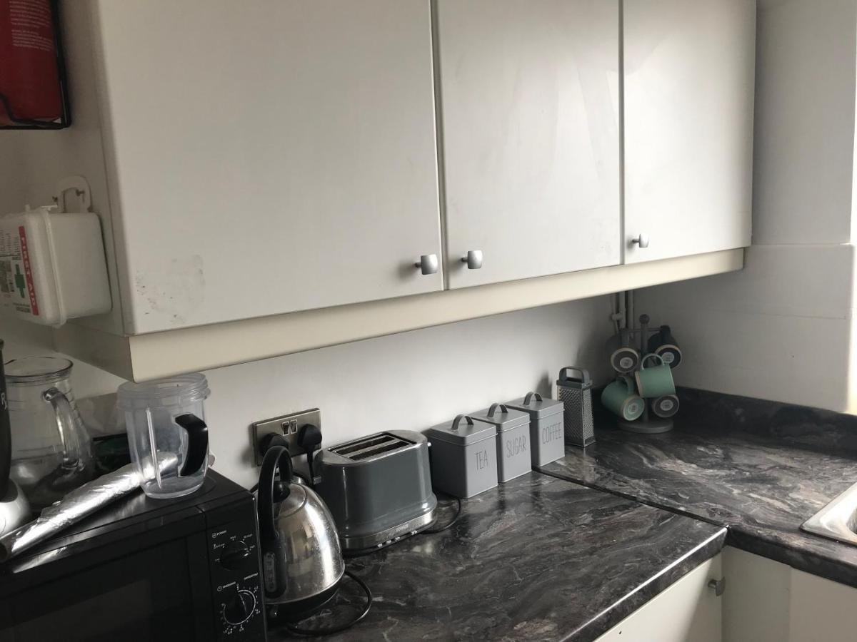 4 Bedroom Property Which Sleeps 8 Very Close To The Harry Potter Studio And Watford Junction Kültér fotó